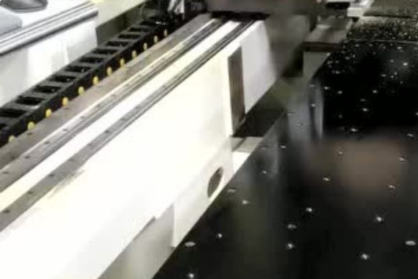 數(shù)控六面鉆孔機(jī) 小板加工實(shí)拍